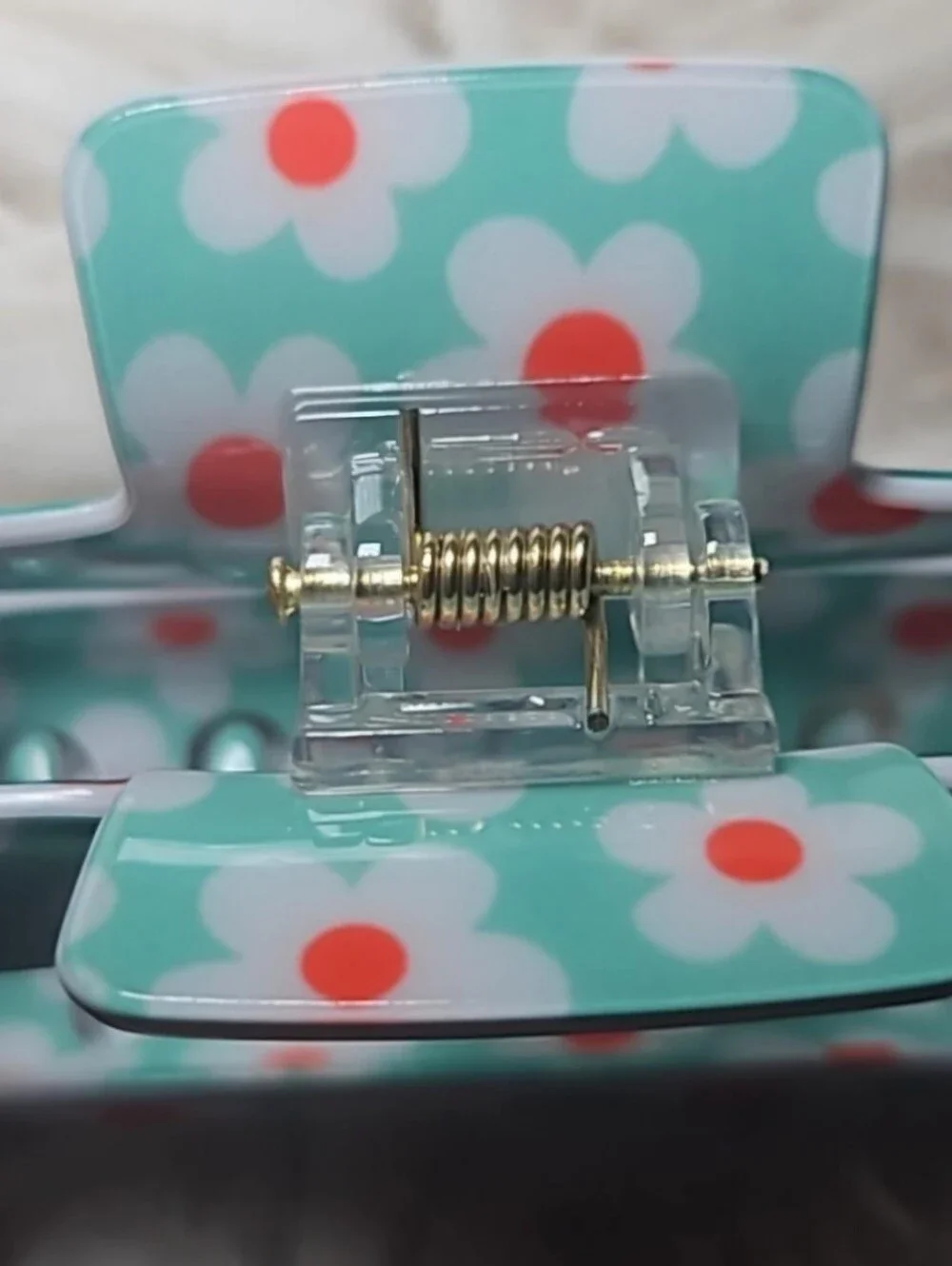 Mint Mirage Daisy Hair Clip